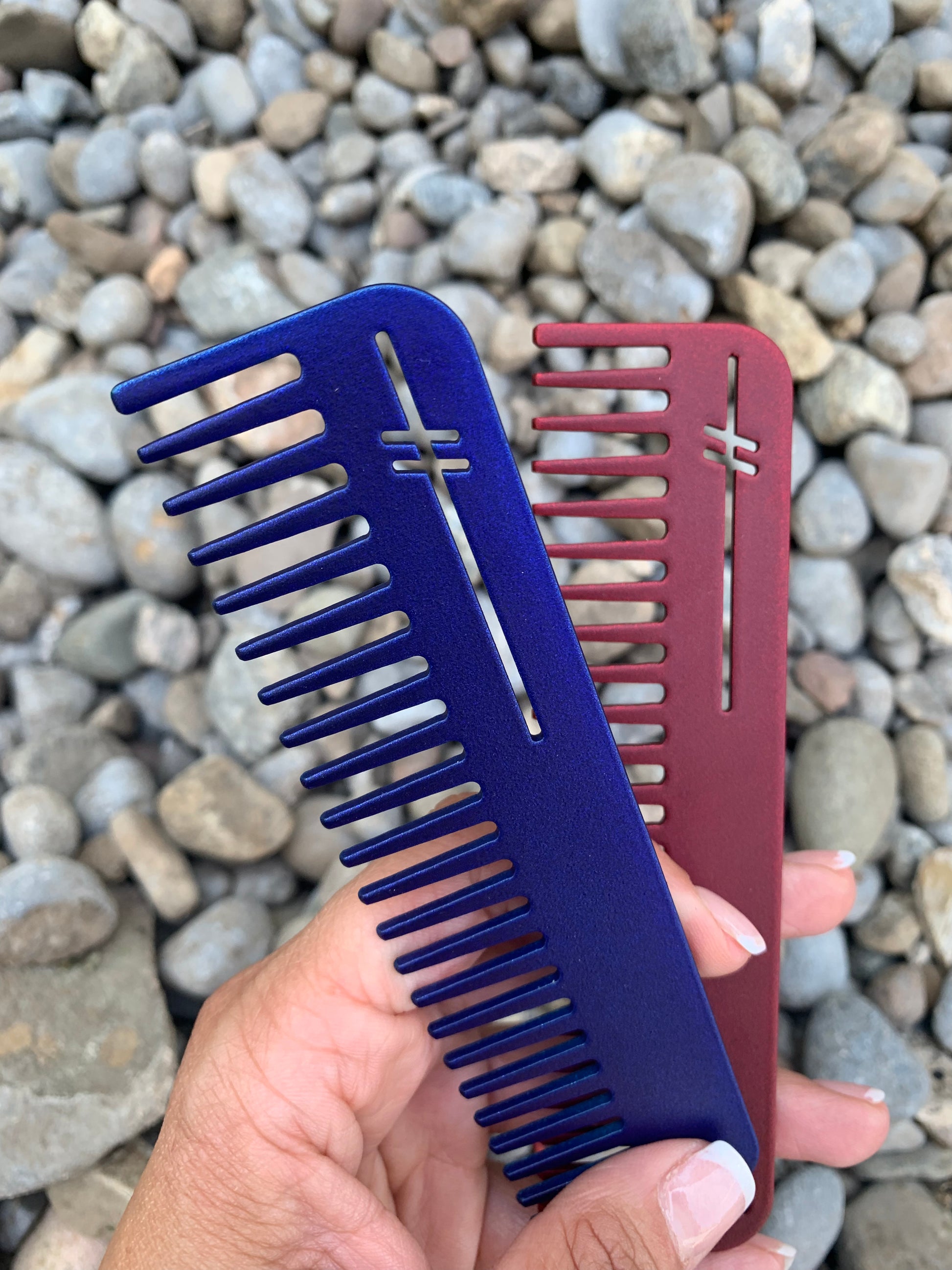Heircomb Abbey Wide Tooth Matte Blueberry & Matte Cherry