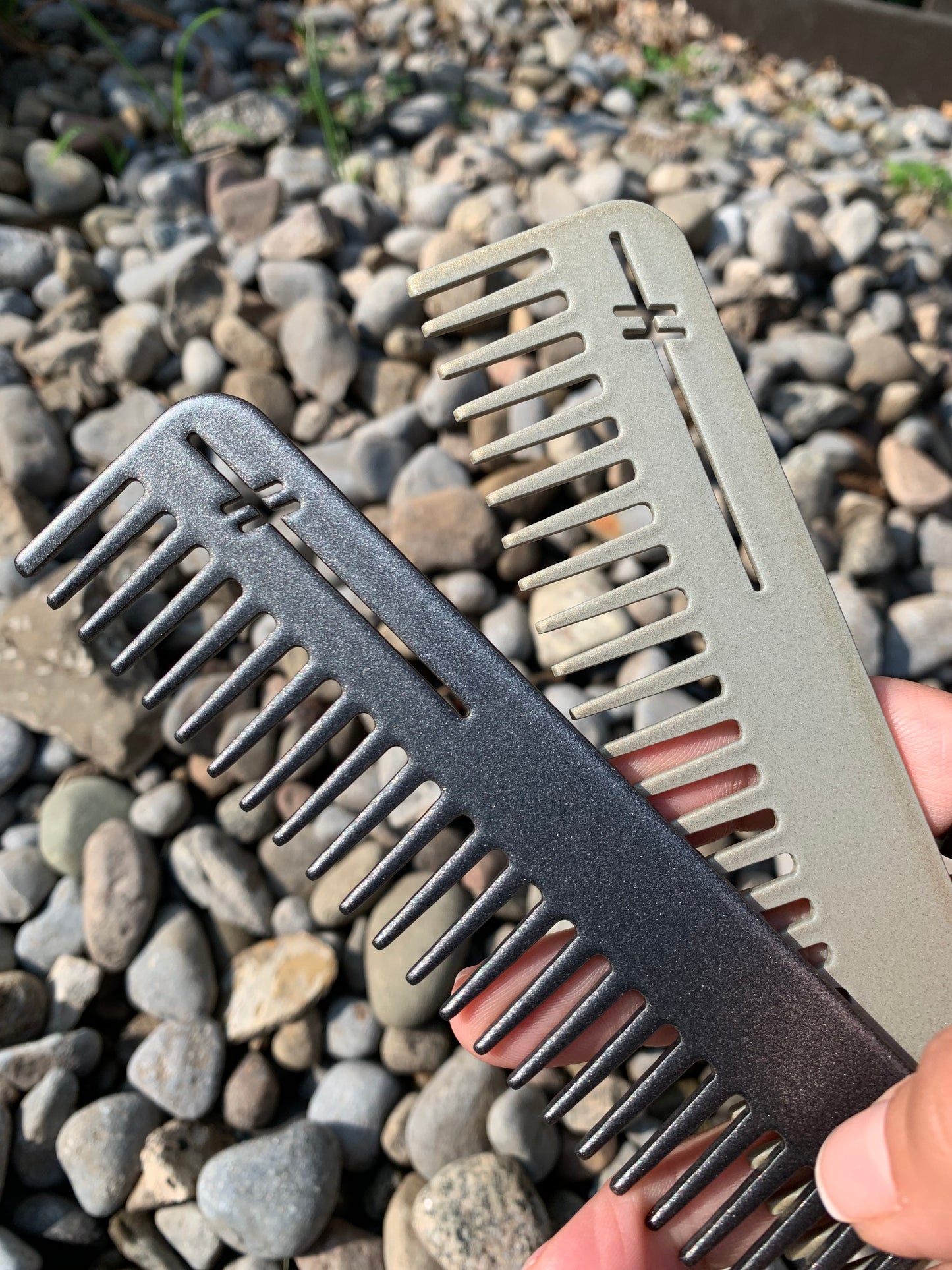 Heircomb Abbey Wide Tooth Matte Pewter & Matte Gold